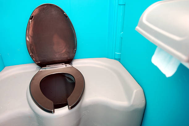 Best Portable bathroom rental  in Mcfarland, WI